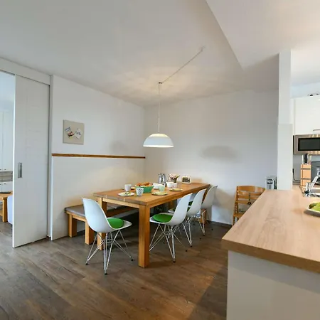 Apartamento Haus Am Park 12 *